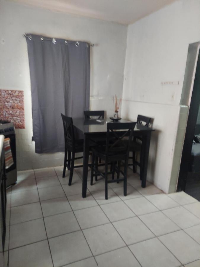 Casa En La Zona Centro De La Ciudad Βίλα Σιουδάδ Χουάρες Εξωτερικό φωτογραφία