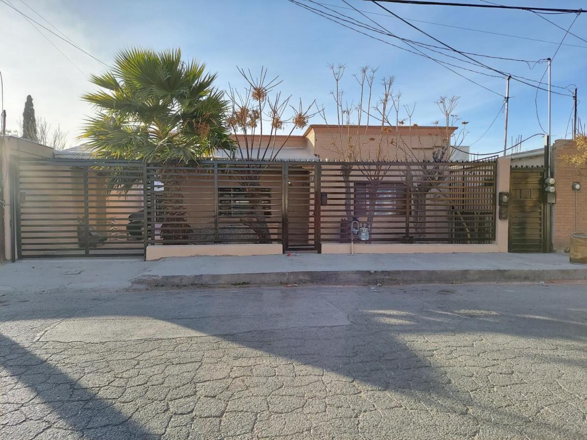 Casa En La Zona Centro De La Ciudad Βίλα Σιουδάδ Χουάρες Εξωτερικό φωτογραφία
