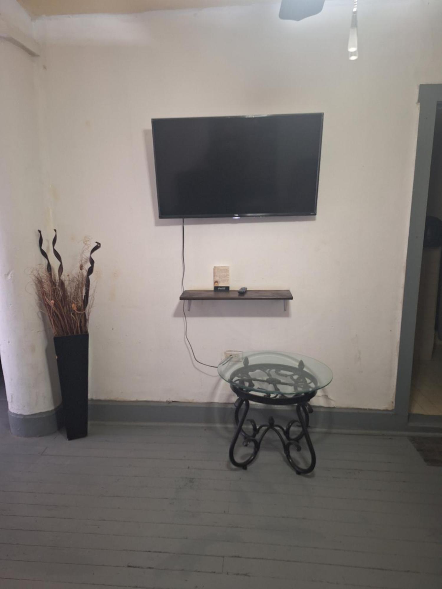 Casa En La Zona Centro De La Ciudad Βίλα Σιουδάδ Χουάρες Εξωτερικό φωτογραφία
